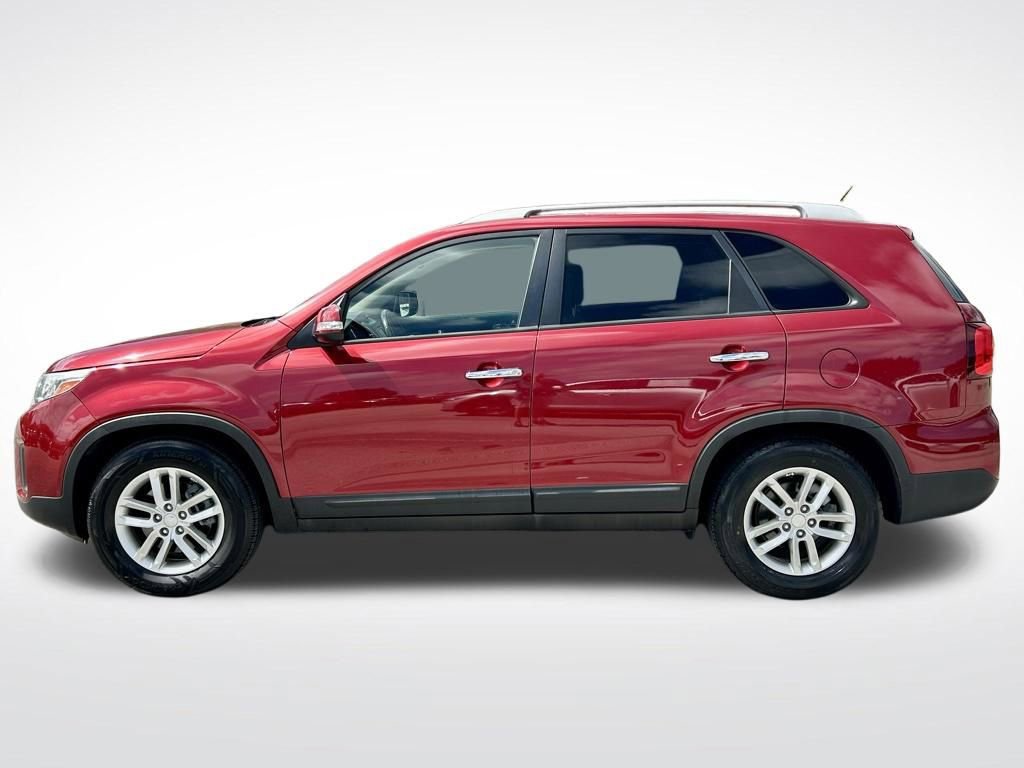 Used 2015 Kia Sorento LX image 8