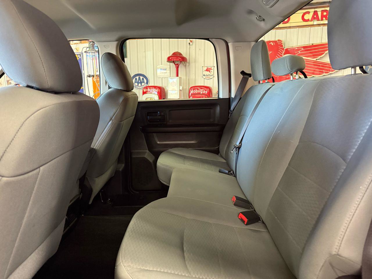 Used 2016 RAM 1500 Express w/ Popular Equipment Group AWD/4WD image 20