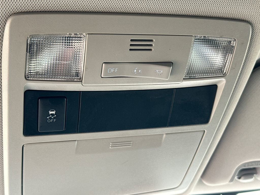 Used 2017 Toyota Tacoma SR5 w/ Tow Package image 26