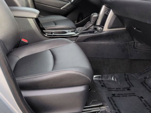 Used 2023 Toyota Corolla Cross XLE image 27