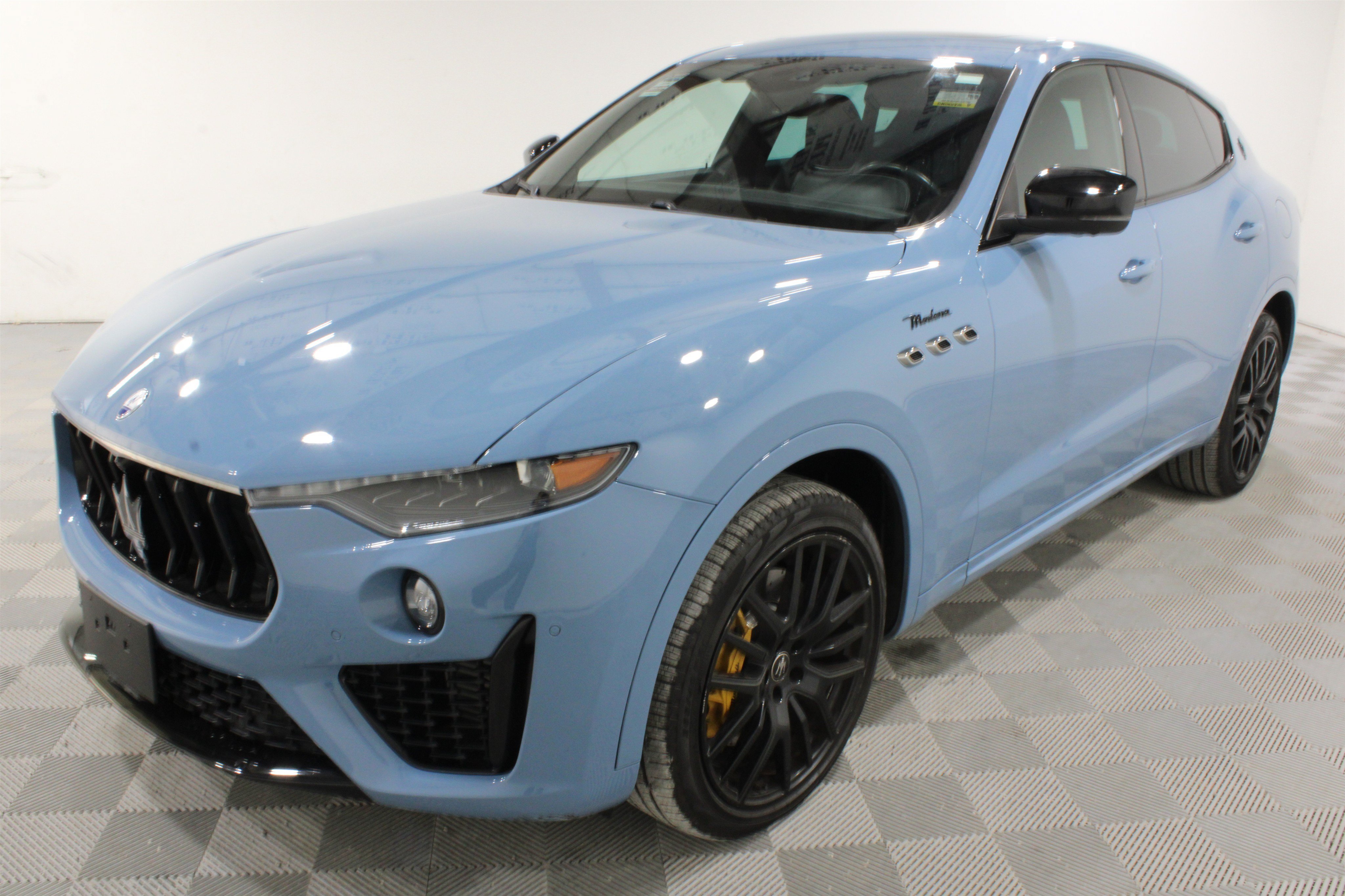 Used 2023 Maserati Levante Modena AWD/4WD image 31