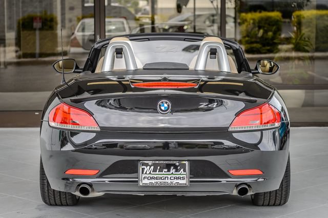 Used 2011 BMW Z4 sDrive35i RWD image 14