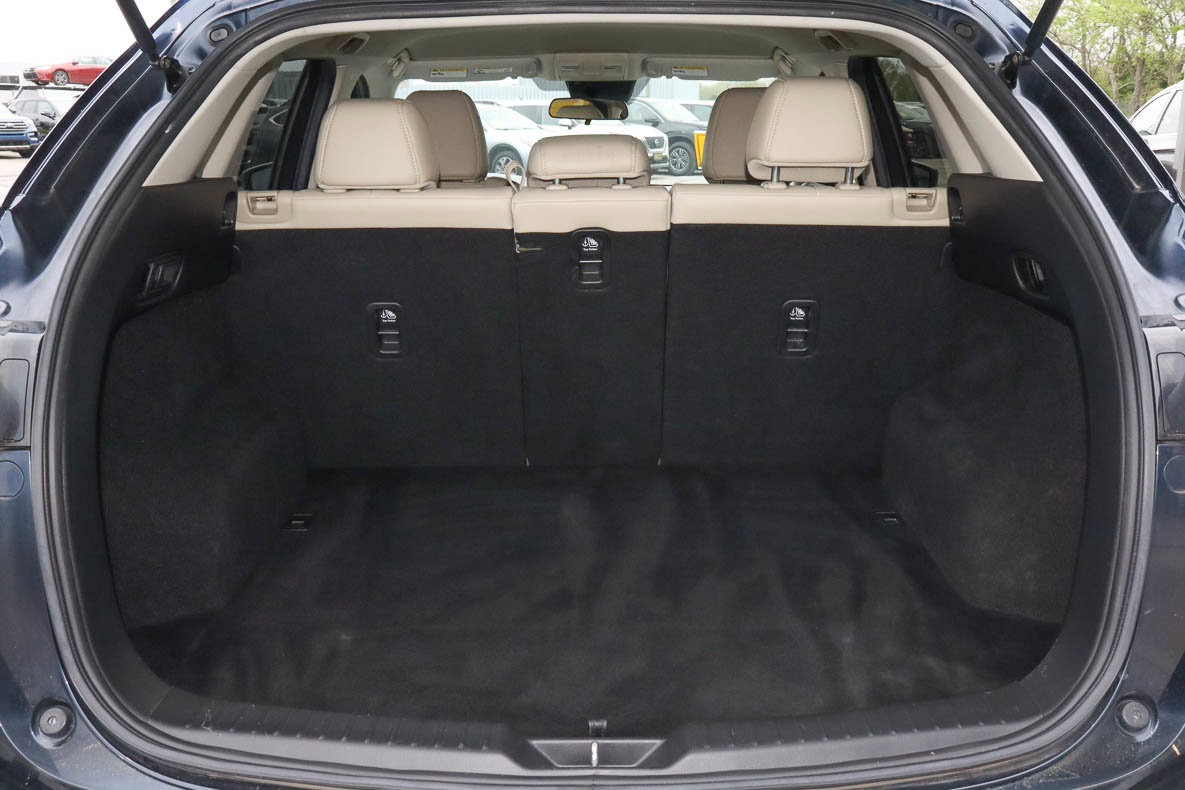 Used 2018 MAZDA CX-5 Touring image 9