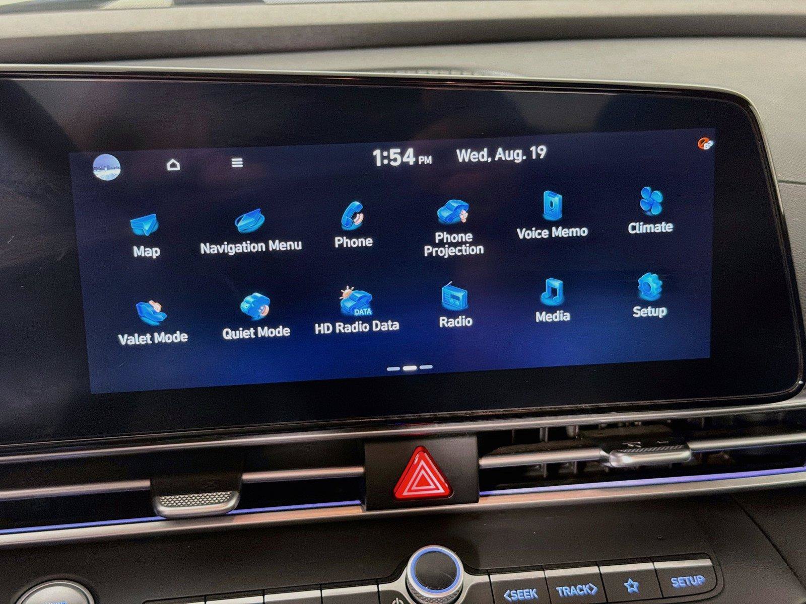 Used 2024 Hyundai Elantra SEL FWD image 19