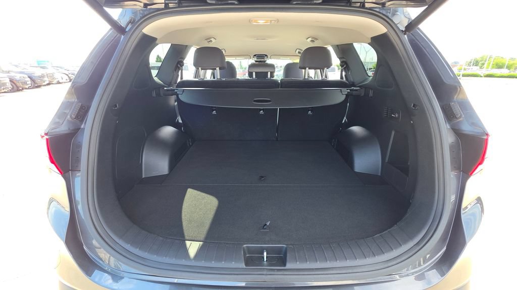 Used 2023 Hyundai Santa Fe SEL AWD/4WD image 16