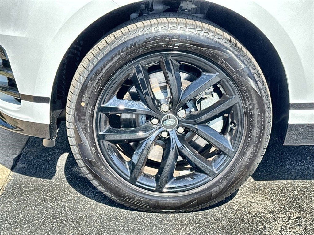 Used 2025 Land Rover Range Rover Velar Dynamic SE image 10