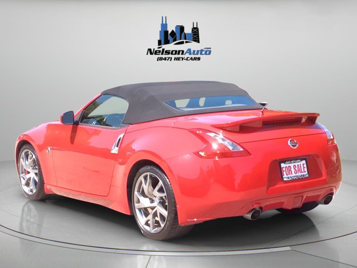 Used 2015 Nissan 370Z Touring Sport RWD image 8