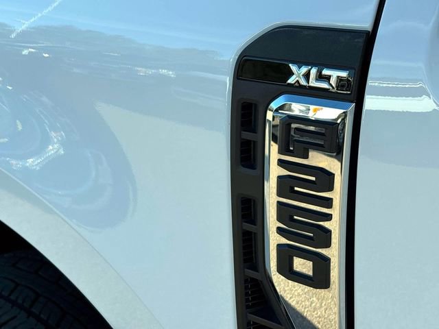 Used 2025 Ford F250 XL AWD/4WD image 7