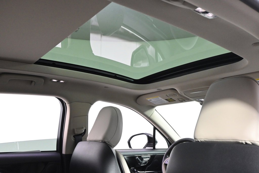 New 2026 Lincoln Corsair Reserve image 17