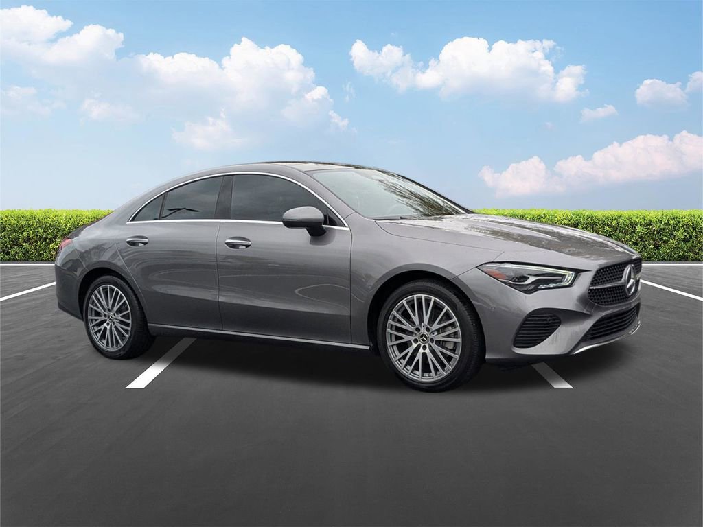 Used 2024 Mercedes-Benz CLA 250 4MATIC image 2
