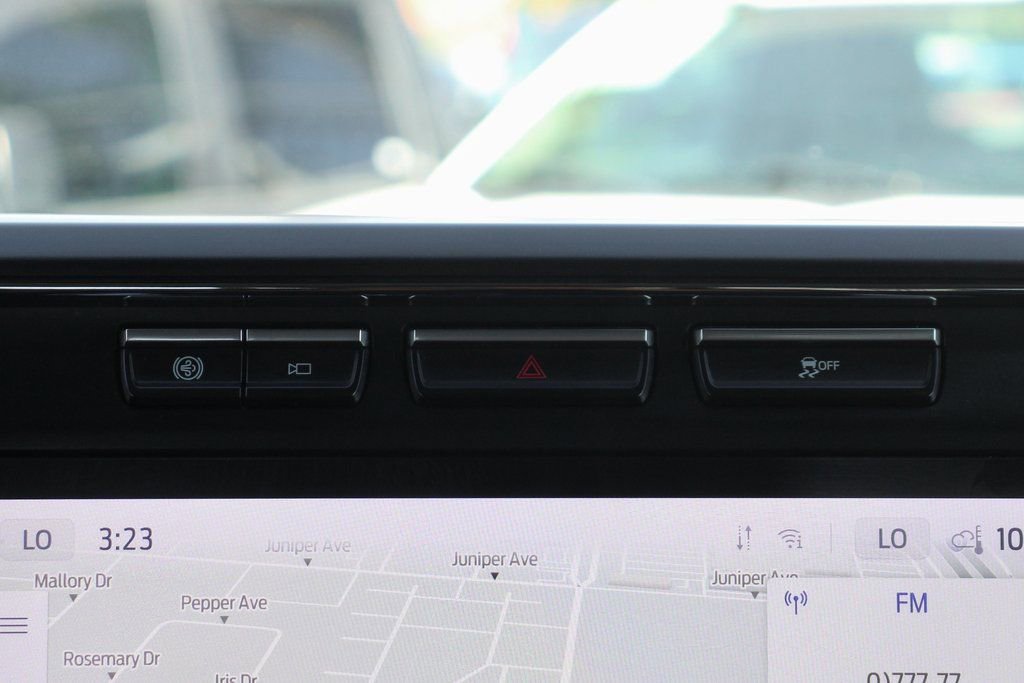 Used 2023 Ford F250 Lariat w/ Black Appearance Package image 29