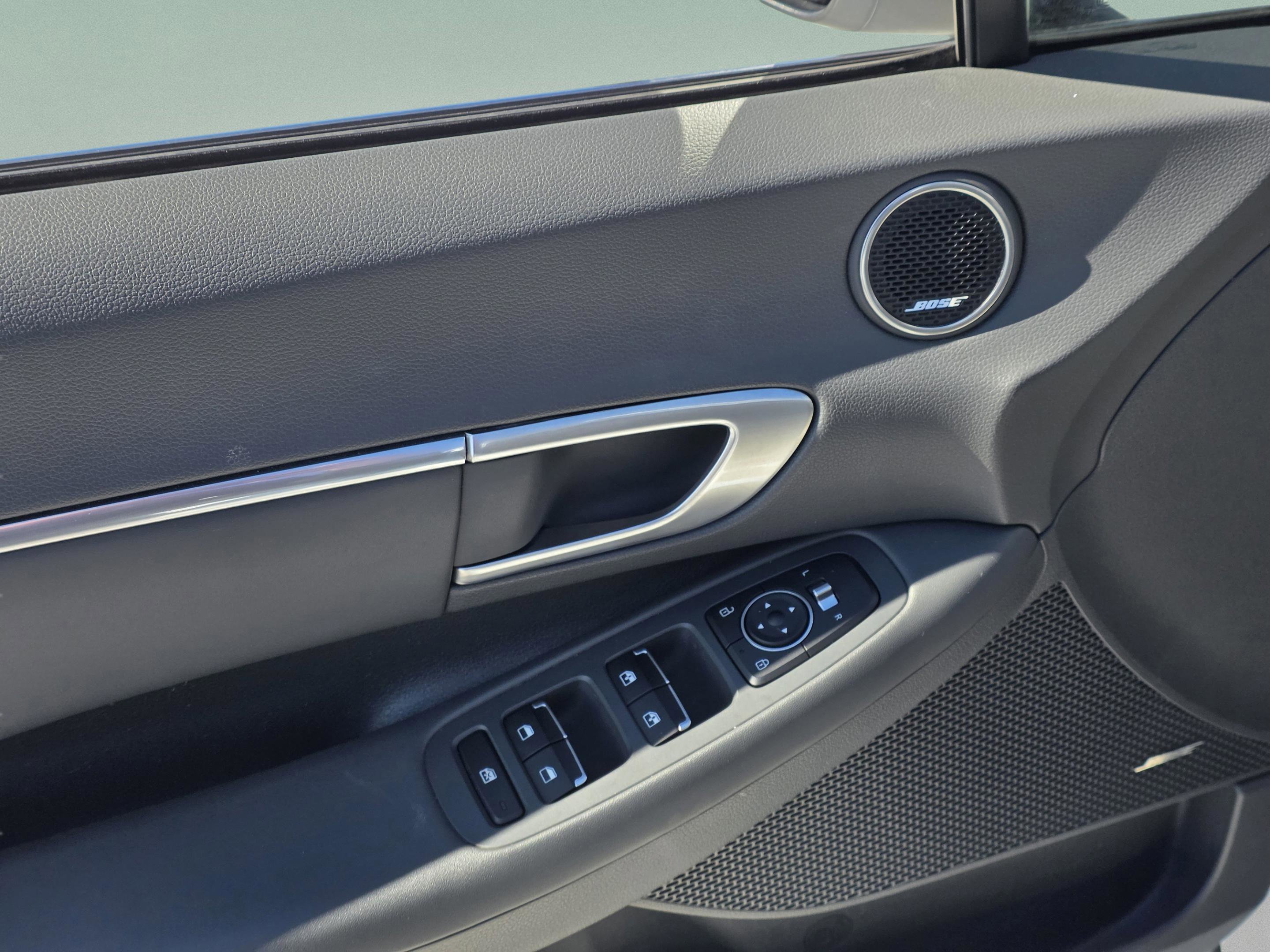 Used 2020 Hyundai Sonata SEL w/ Premium Package image 12