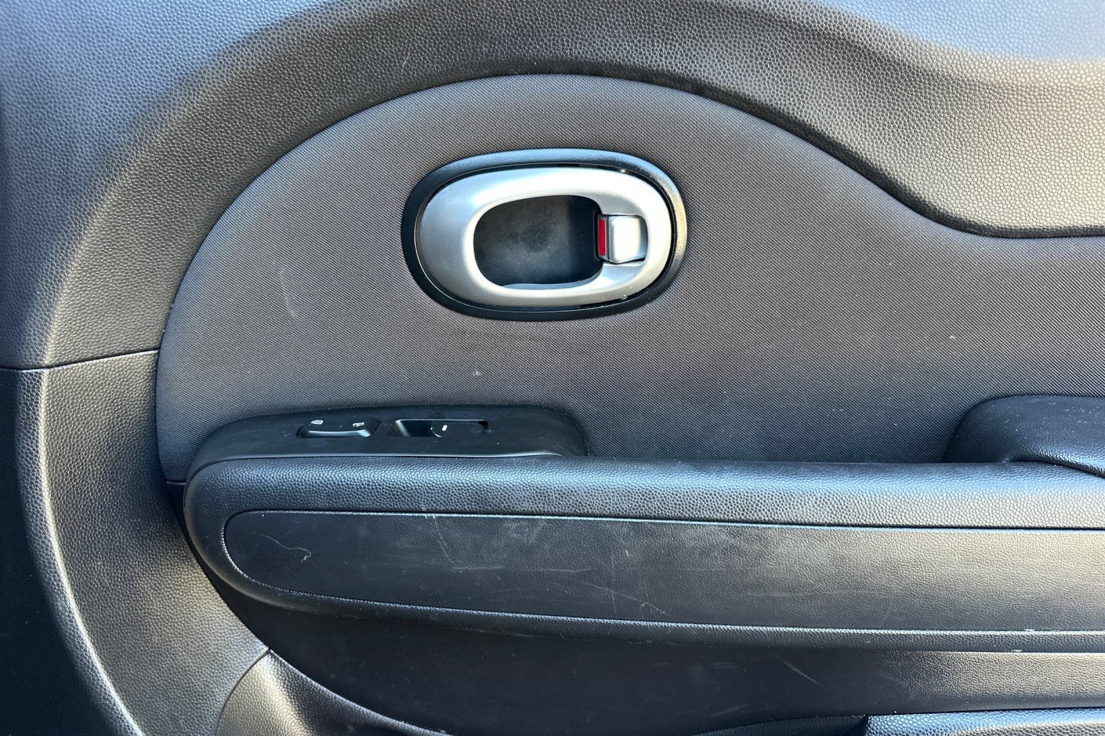 Used 2016 Kia Soul FWD image 22