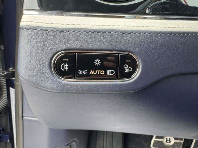 Used 2023 Bentley Flying Spur W12 AWD/4WD image 24