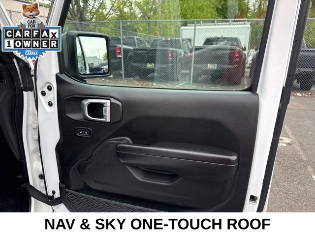 Used 2023 Jeep Wrangler Unlimited w/ Sun & Screen Package AWD/4WD image 41