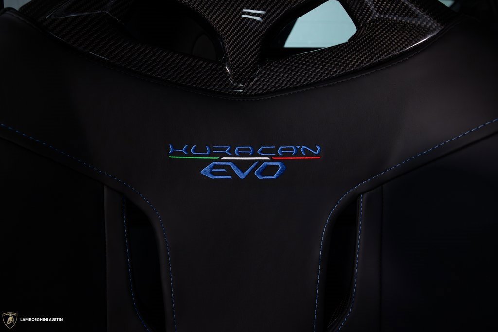 Used 2021 Lamborghini Huracan EVO image 46