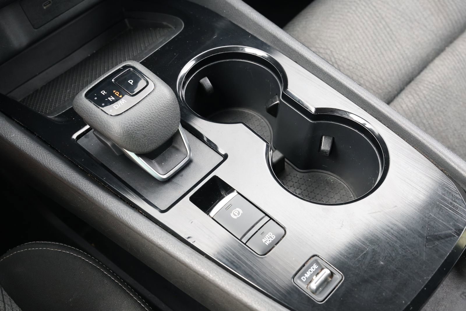 Used 2024 Nissan Rogue SV image 23