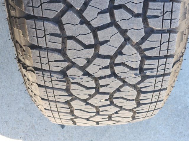 Used 2023 Chevrolet Tahoe Z71 w/ Luxury Package image 19