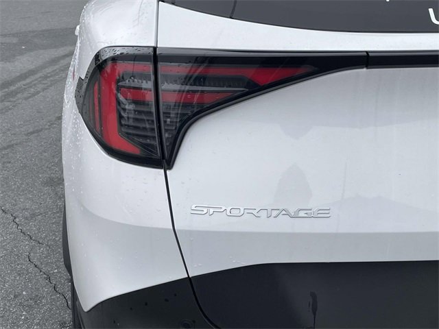 New 2026 Kia Sportage EX w/ EX Panorama Roof Package image 10