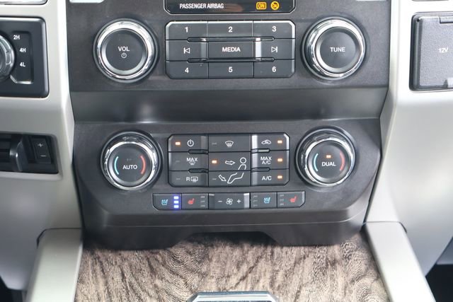 Used 2019 Ford F250 Lariat w/ Lariat Ultimate Package AWD/4WD image 19