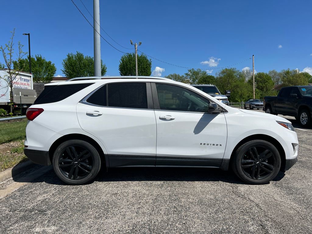 Used 2021 Chevrolet Equinox LT image 2