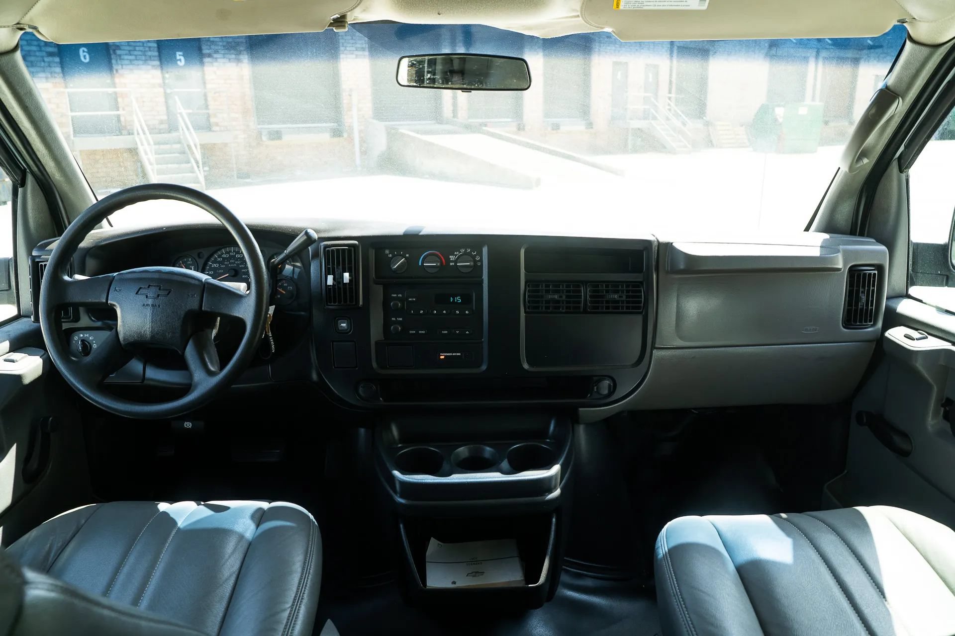Used 2007 Chevrolet Express 1500 RWD image 24