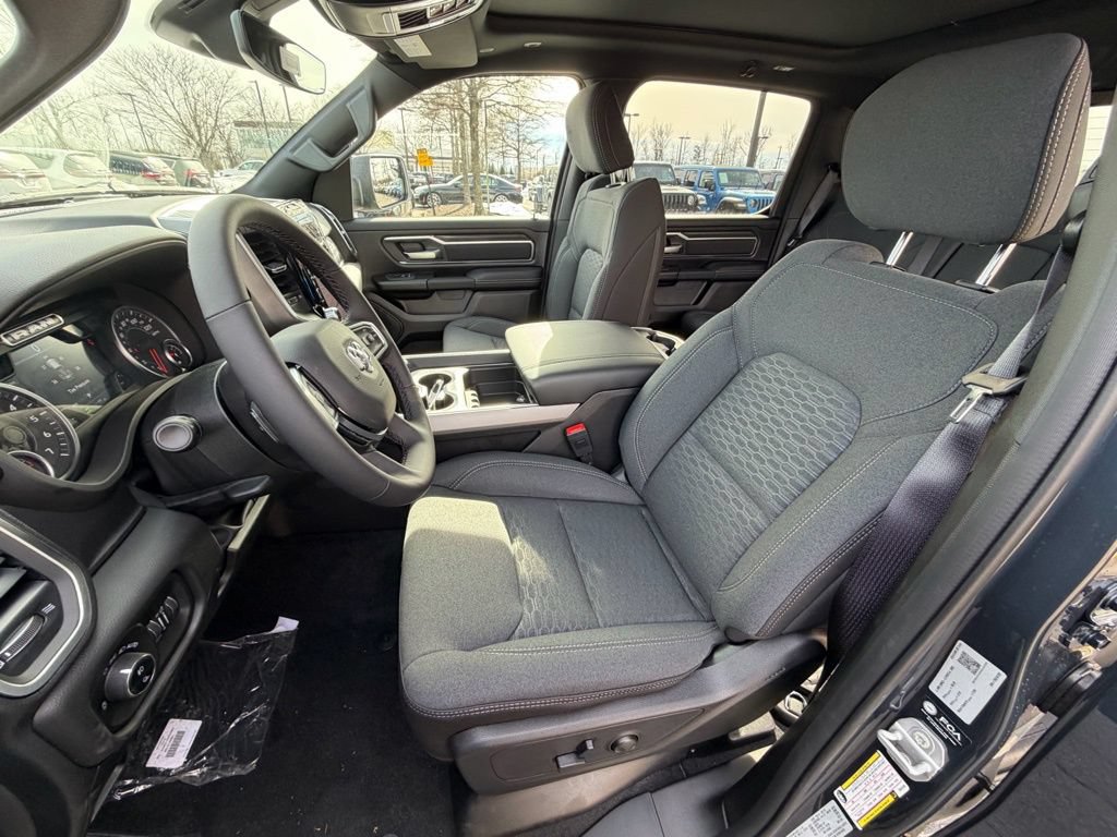 New 2026 RAM 1500 Big Horn AWD/4WD image 16