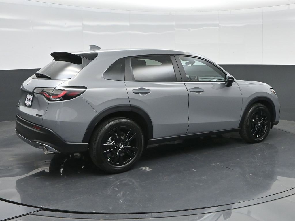 New 2026 Honda HR-V Sport image 3