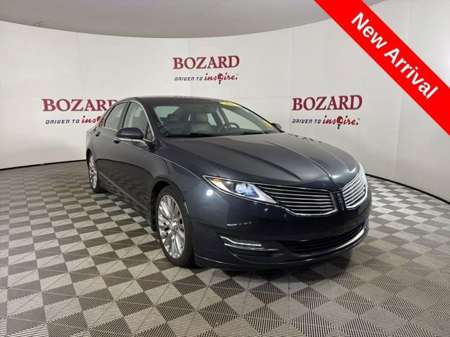 Used 2013 Lincoln MKZ image 1