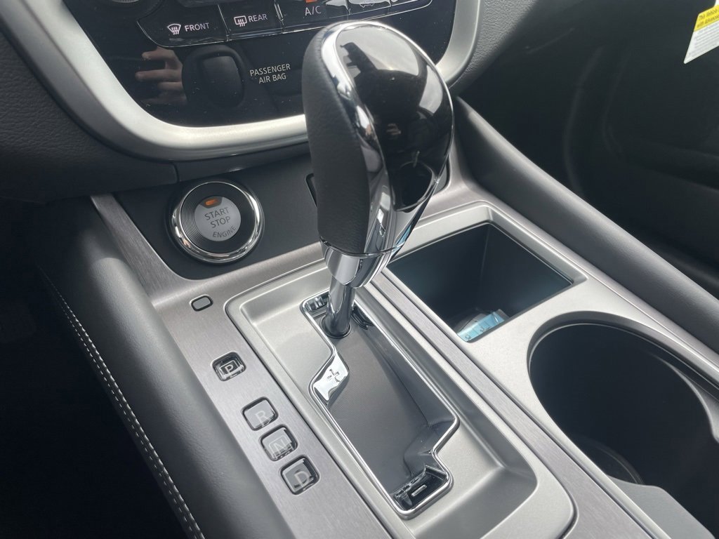 Certified 2024 Nissan Murano SV w/ SV Midnight Edition Package image 18