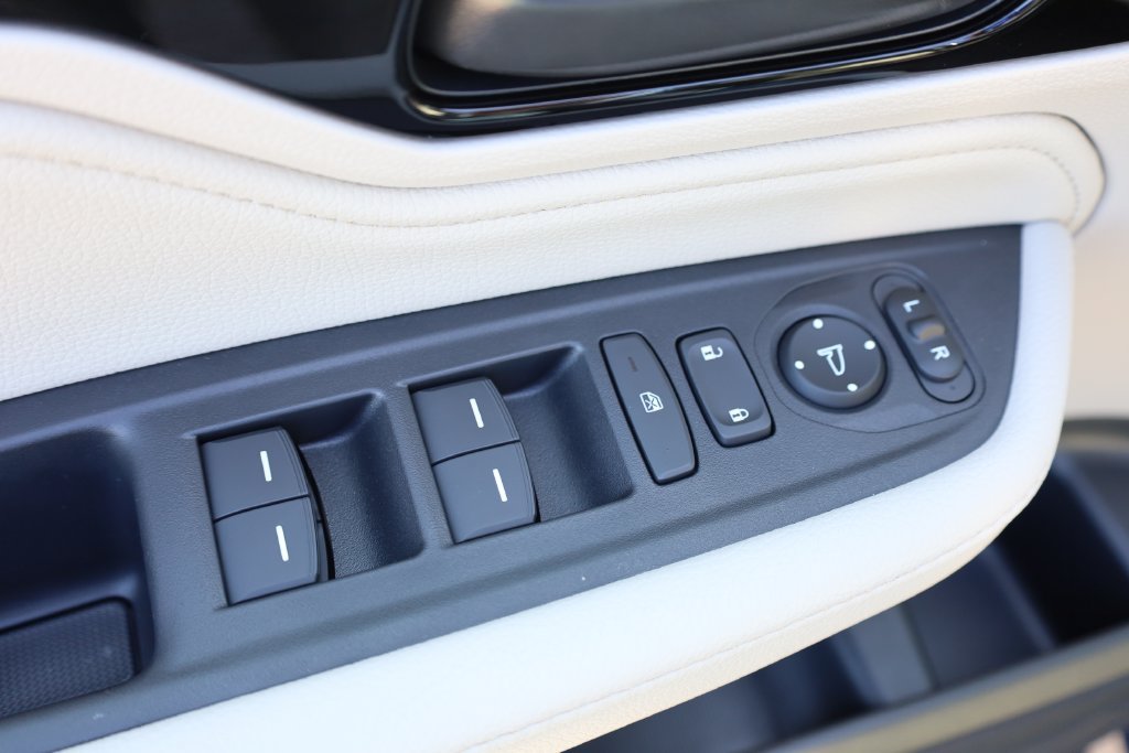 New 2026 Honda Odyssey Touring image 11