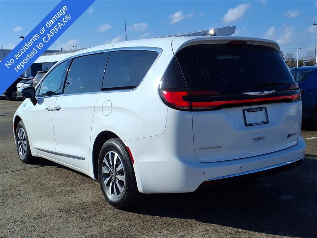 Used 2023 Chrysler Pacifica Limited image 8