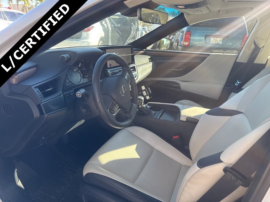 Used 2023 Lexus ES 300h w/ Premium Package image 15