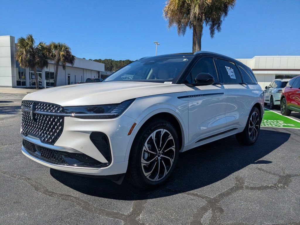 New 2026 Lincoln Nautilus Reserve image 8