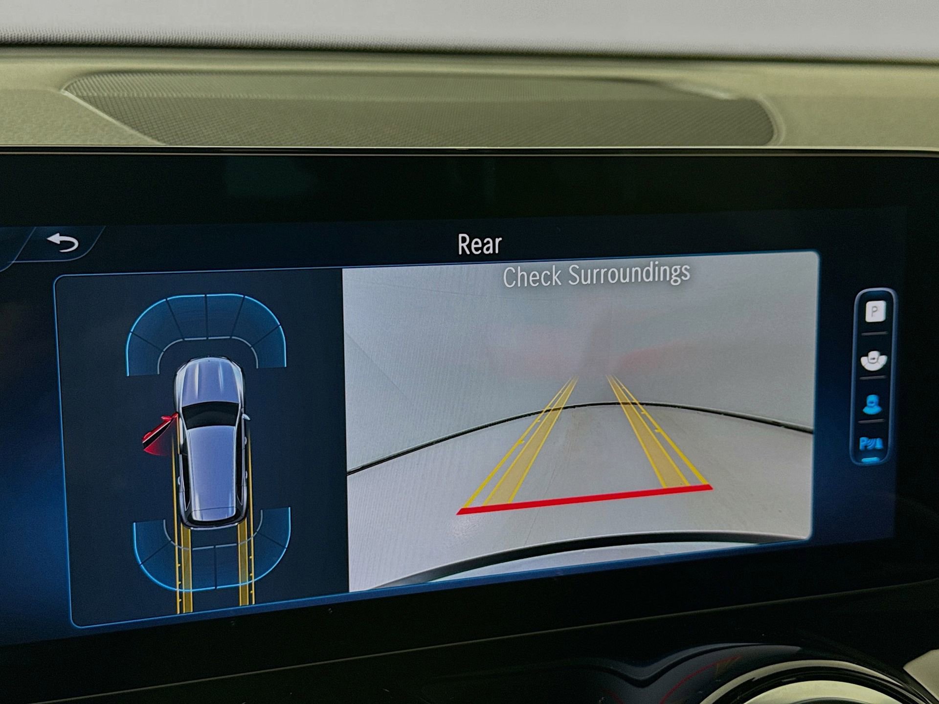 Used 2025 Mercedes-Benz GLB 250 image 14