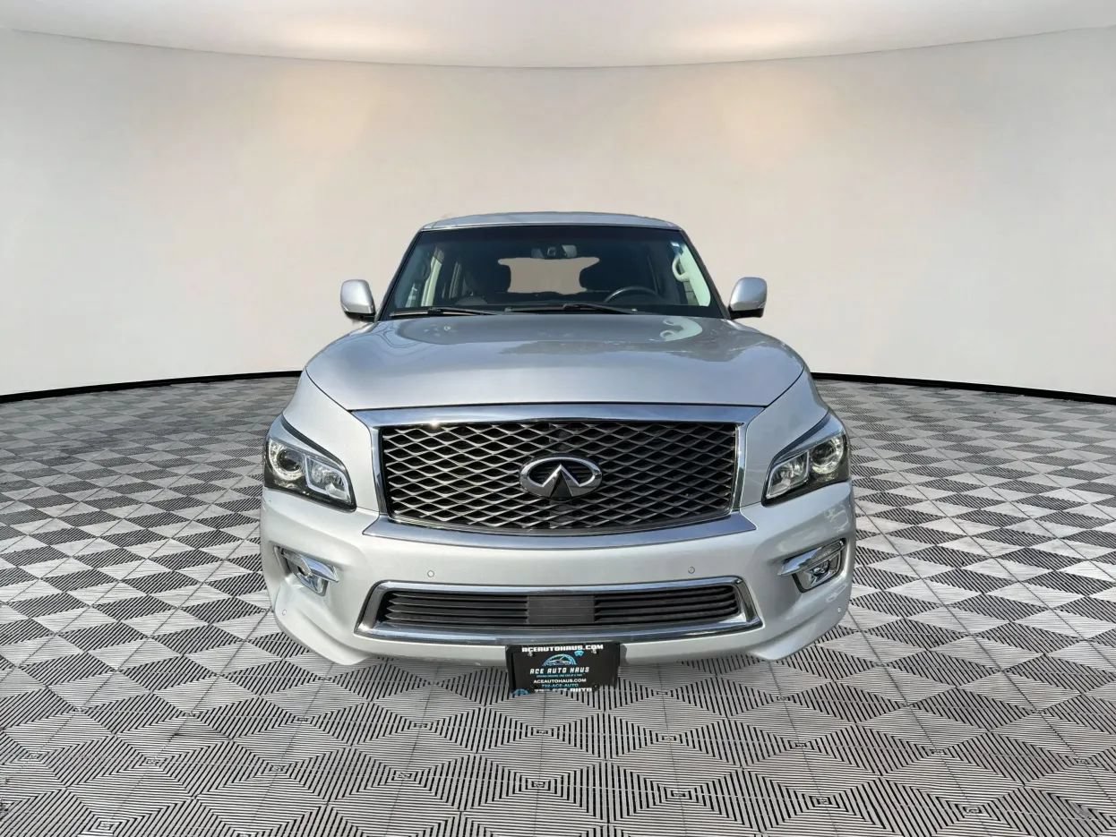 Used 2016 INFINITI QX80 4WD w/ All Season Package image 2