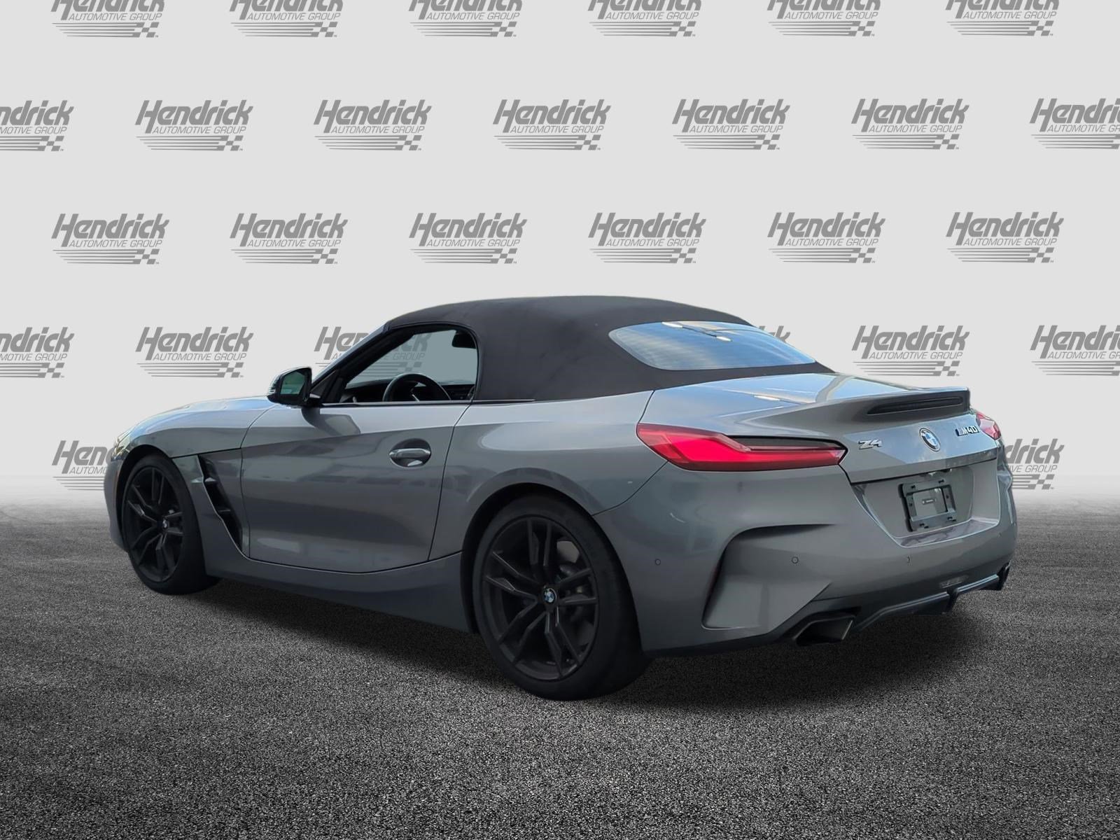 Used 2024 BMW Z4 M40i w/ Premium Package RWD image 8