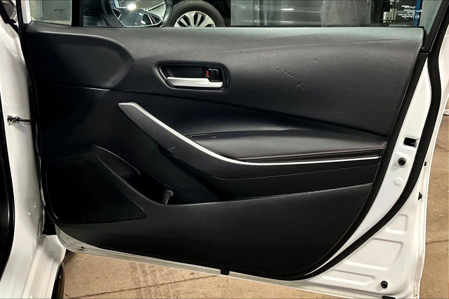 Certified 2024 Toyota Corolla Sedan w/ SE Convenience Package image 21