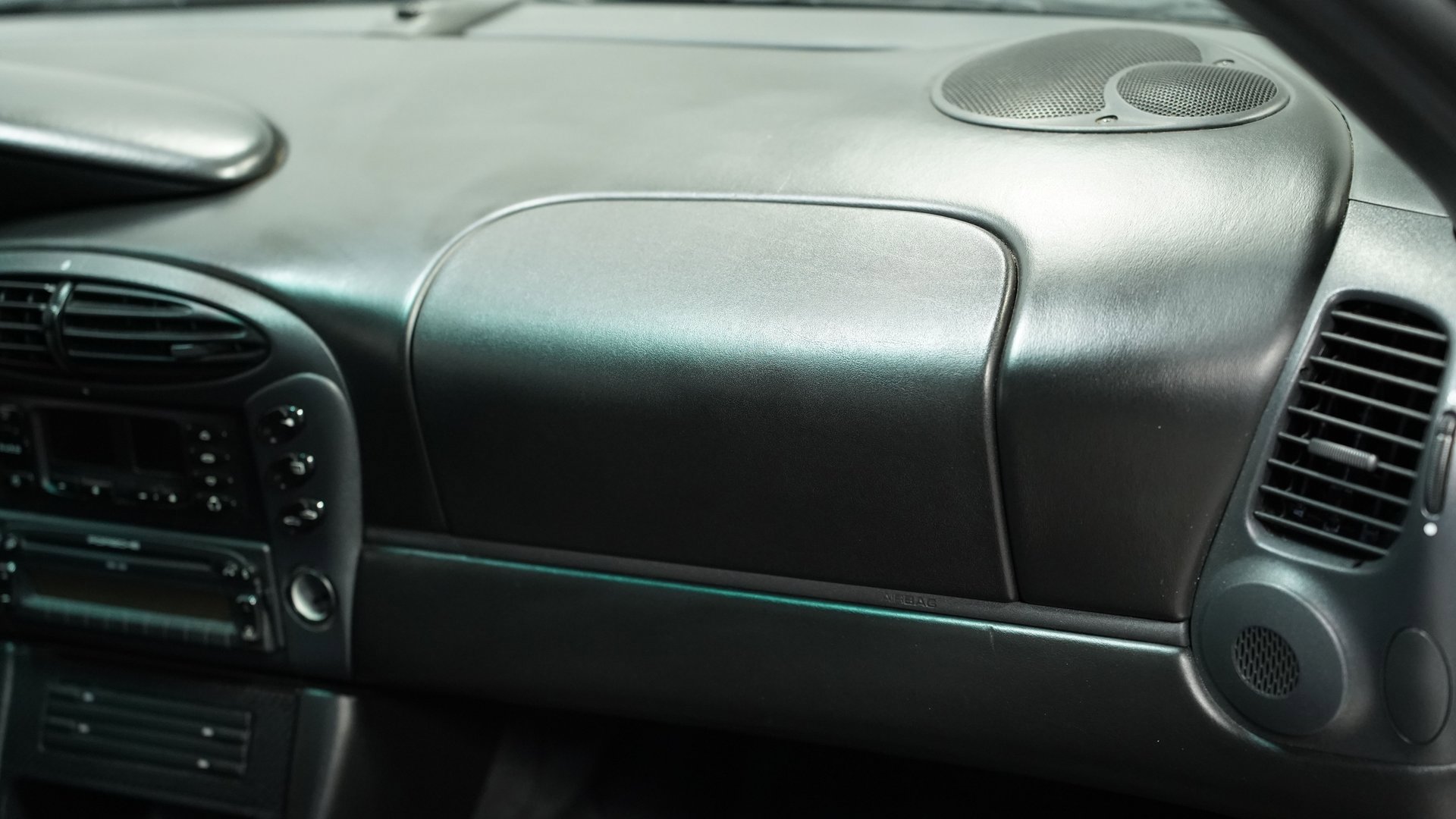 Used 1998 Porsche Boxster image 39