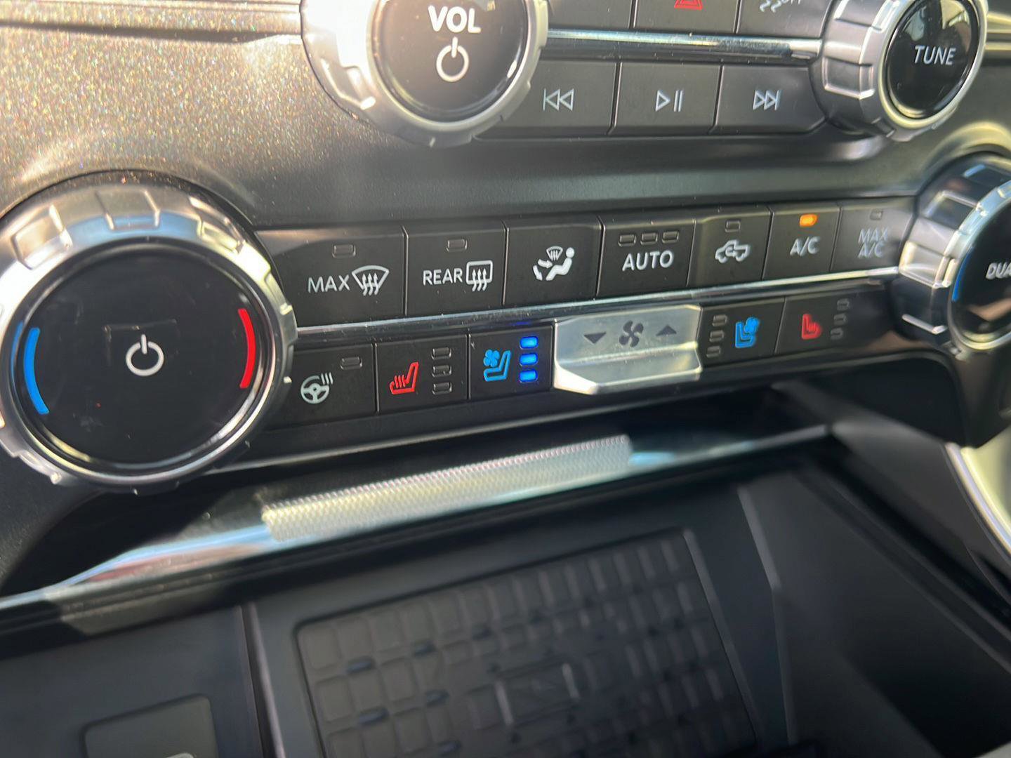 Used 2025 Ford F150 Raptor AWD/4WD image 29