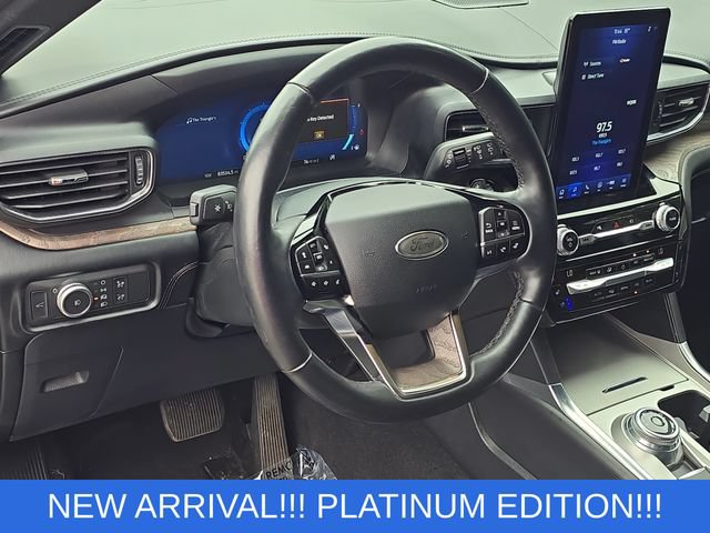 Used 2021 Ford Explorer Platinum w/ Equipment Group 601A AWD/4WD image 18