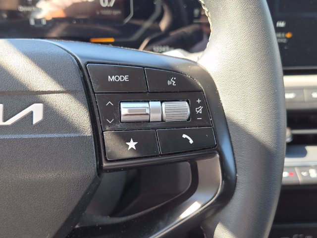 Certified 2025 Kia K4 EX FWD image 20