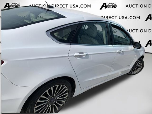 Used 2017 Ford Fusion Titanium FWD image 11