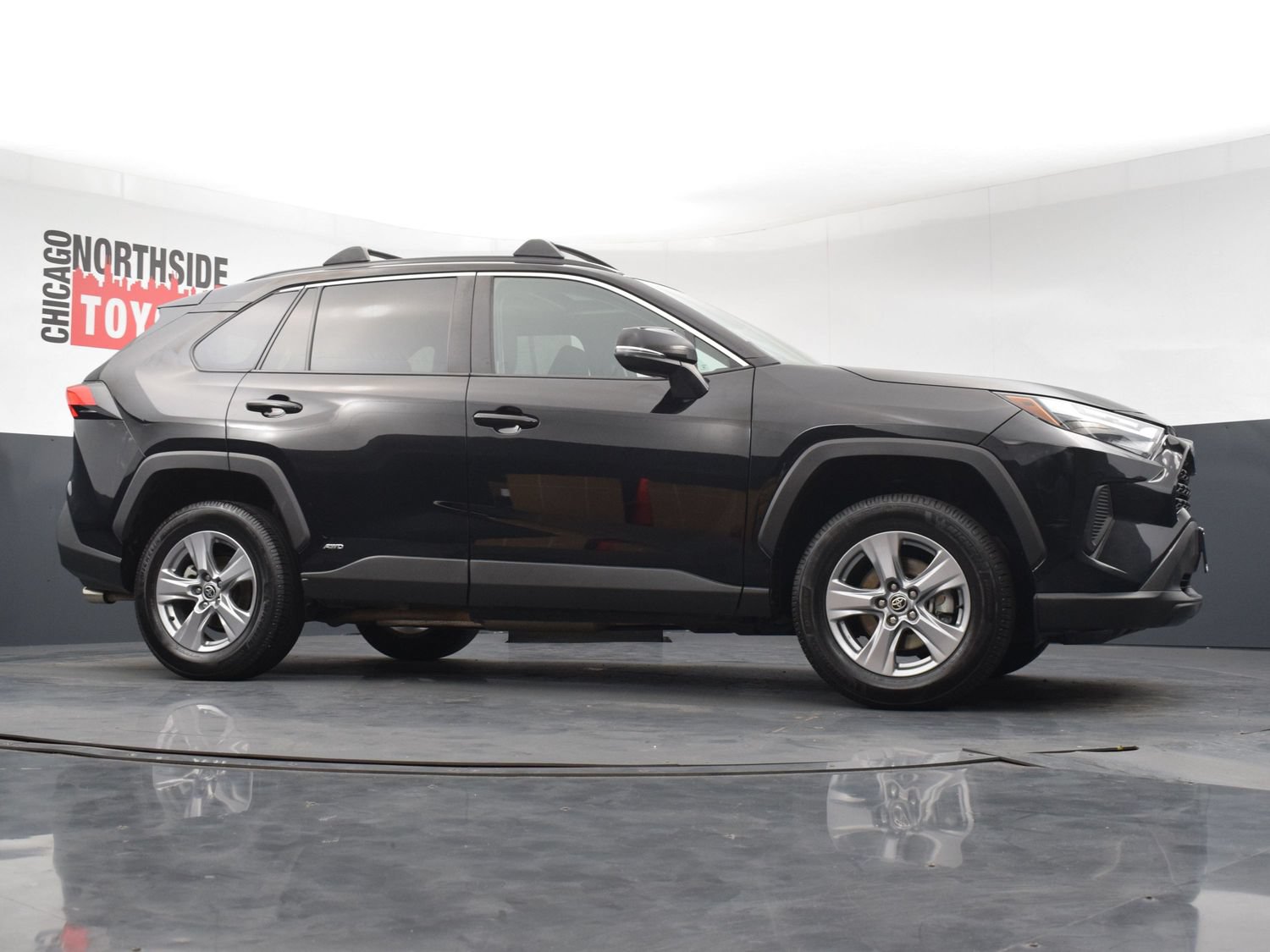 Used 2022 Toyota RAV4 XLE w/ Convenience Package AWD/4WD image 29