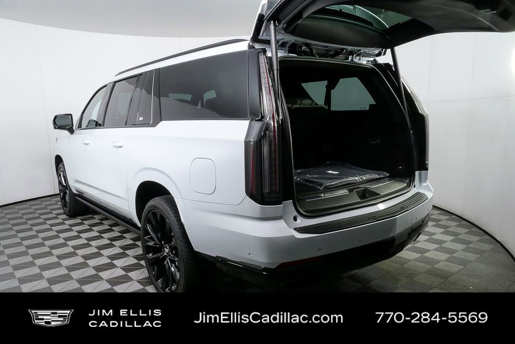 Certified 2026 Cadillac Escalade ESV Platinum Sport w/ LPO, ONYX Package image 36