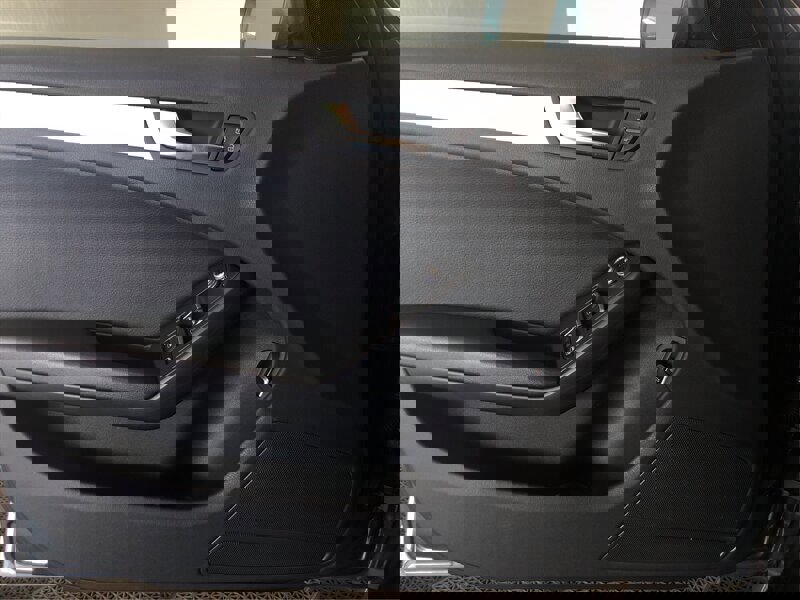 Used 2016 Audi A4 2.0T Premium image 17