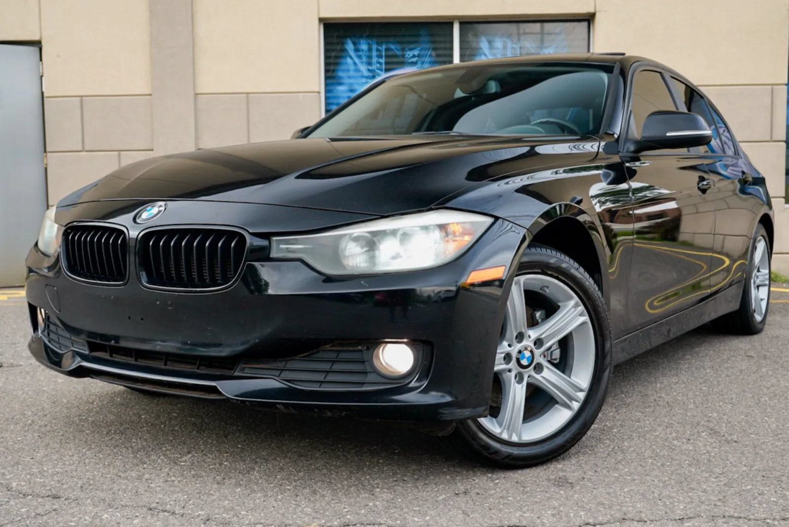 Used 2014 BMW 320i xDrive Sedan