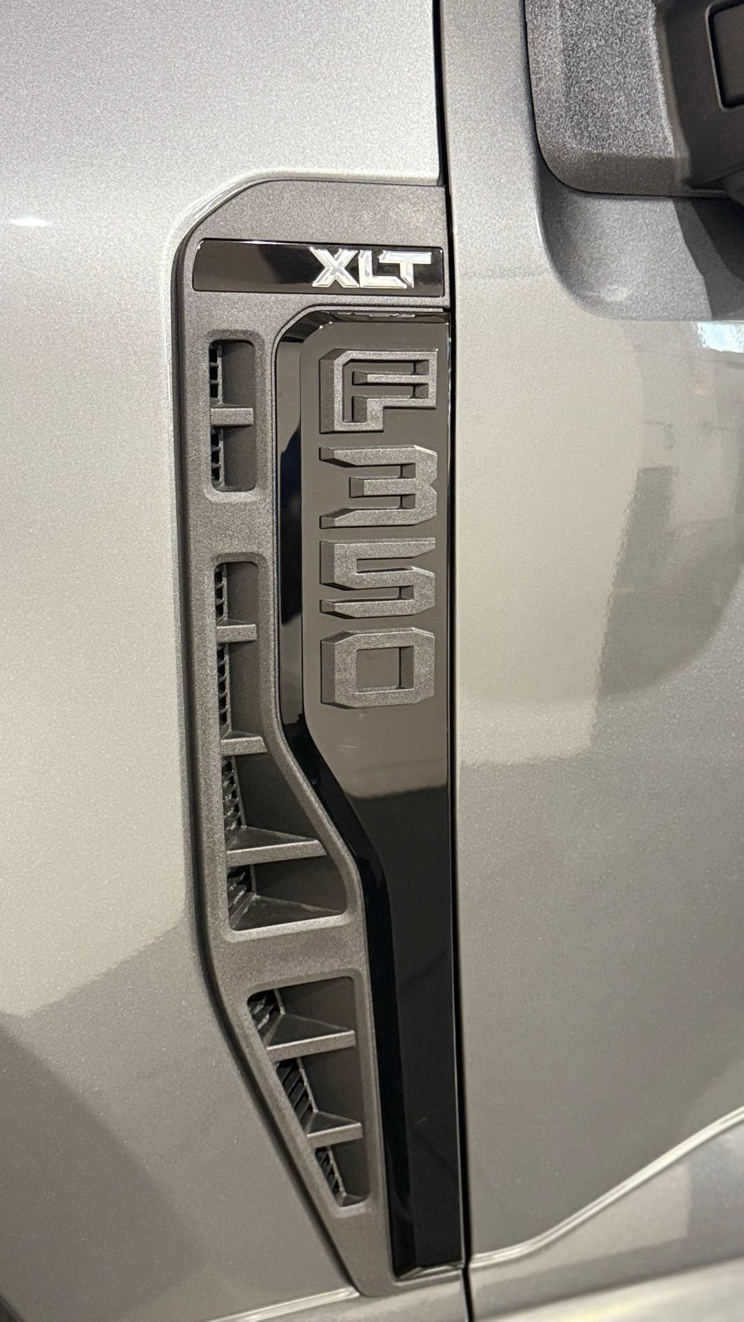 New 2026 Ford F350 XLT w/ XLT Premium Package AWD/4WD image 10