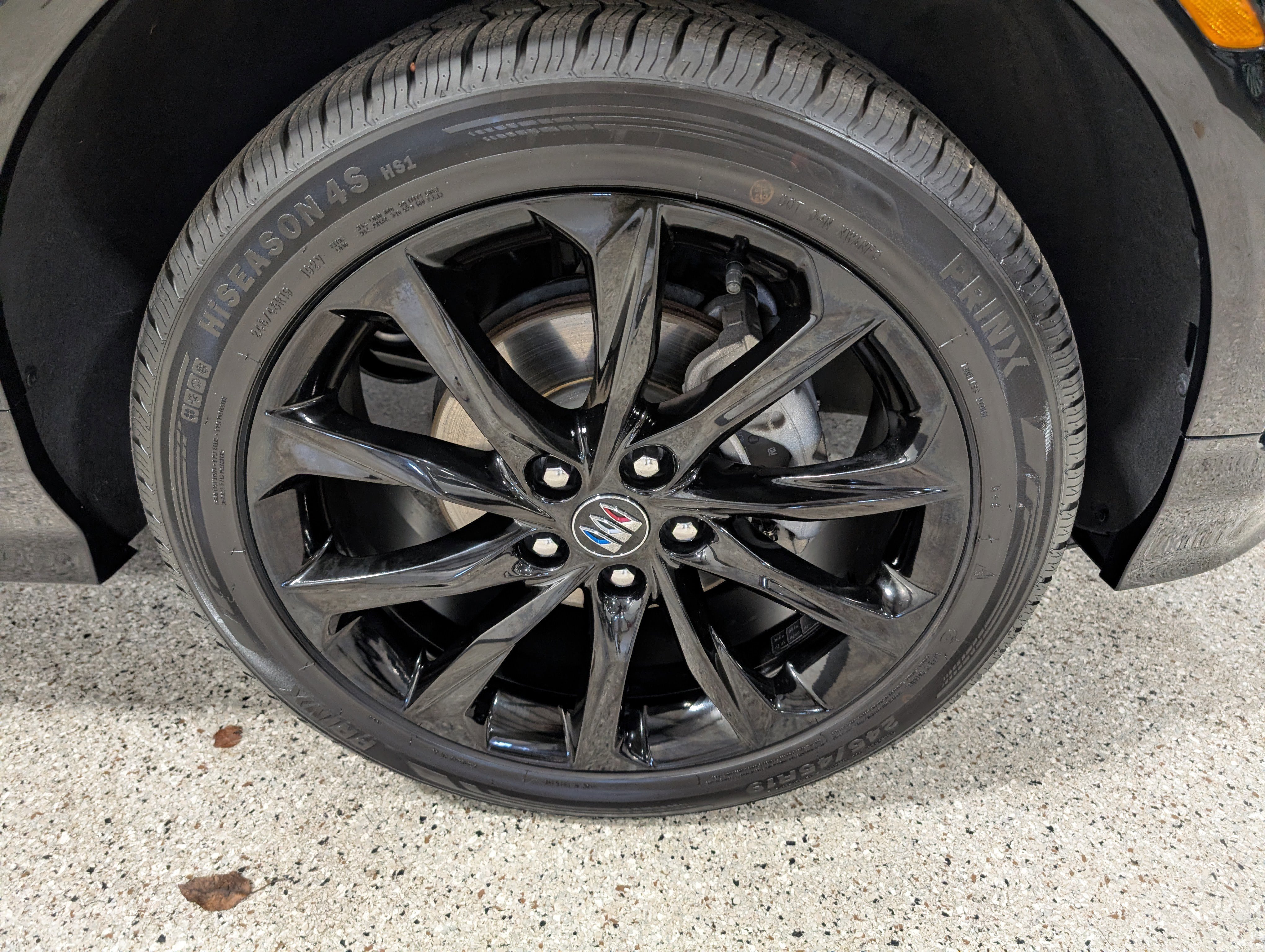 Used 2024 Buick Encore GX Sport Touring w/ Experience Buick Package image 11