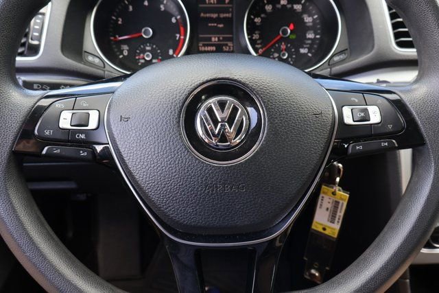 Used 2016 Volkswagen Passat 1.8T S image 19